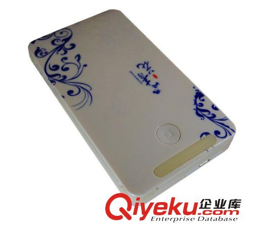 新款超薄聚合物移動電源 機線一體充電寶 gd便攜 廠家直銷zp原始圖片2