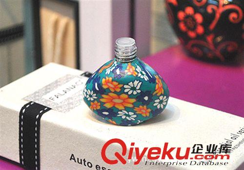 廠家直銷蔓芷空氣芳香劑 凈化空氣多用香薰 tr車用香水吊飾
