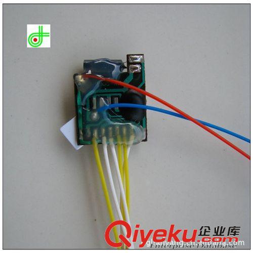 廠家直供藍(lán)白交替閃爍電子配件  玩具電子機(jī)芯  LED電子盒小燈