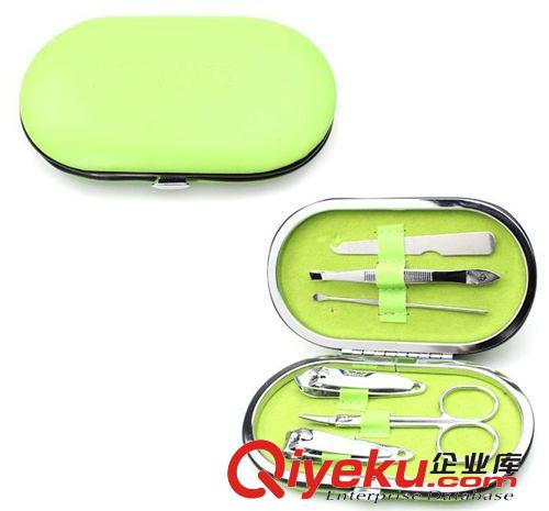 高品質(zhì)不銹鋼美容套裝|精品商務(wù)禮品|福利禮品|青花指甲鉗套裝原始圖片2