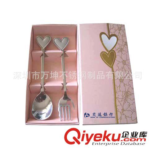 廠家供應2011年新款笑臉餐具禮品