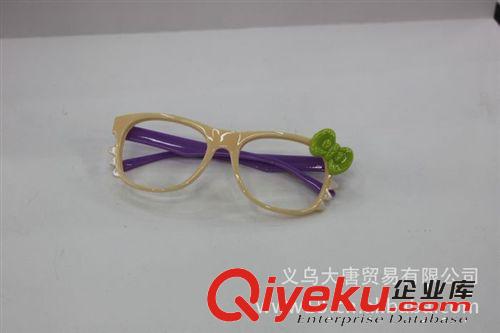 廠家全年直銷(xiāo)兒童眼鏡HELLOKIKY眼鏡可愛(ài)眼鏡外貿(mào)眼鏡批發(fā)原始圖片3