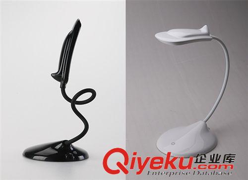 百變海豚LED護眼宿舍臺燈 usb電池兩用 面光源原始圖片3