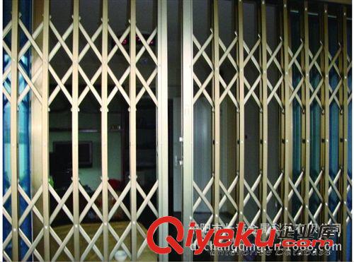 【本店熱銷】/浙江供應(yīng)高檔實(shí)惠經(jīng)濟(jì)實(shí)用拉閘門(mén) 不銹鋼卷簾門(mén)原始圖片3