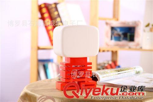 情人節(jié)禮品光控?zé)?銀之優(yōu)品專利zp led喜人聲光控臺燈 小喜人