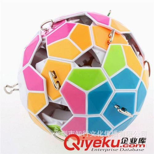 【異形魔方十二軸玲瓏魔球】 專利結構 第六屆國際發明金獎原始圖片2