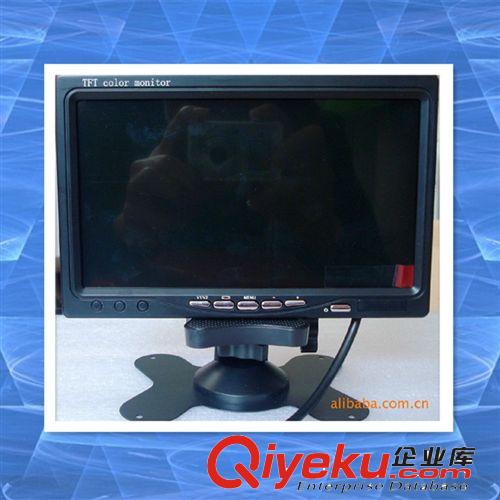 廠家供應5寸高清車載液晶顯示器，帶吸頂和支架，倒車后視