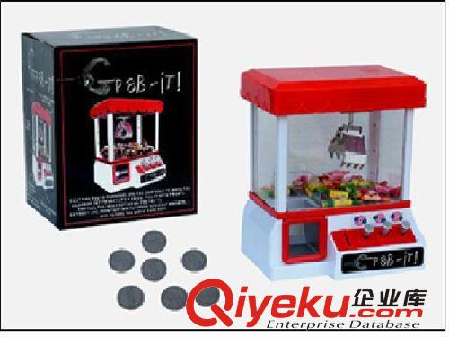 電動(dòng)抓物機(jī) 可夾糖果娃娃電動(dòng)玩具 新奇特玩具禮品 帶音樂(lè)燈光原始圖片3