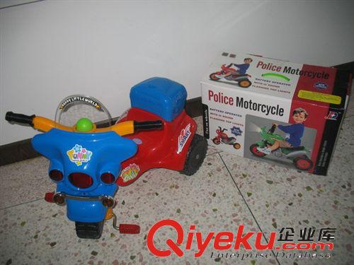 兒童戶外運(yùn)動(dòng)腳踏童車 帶音樂(lè)燈光嬰幼兒玩具車原始圖片2