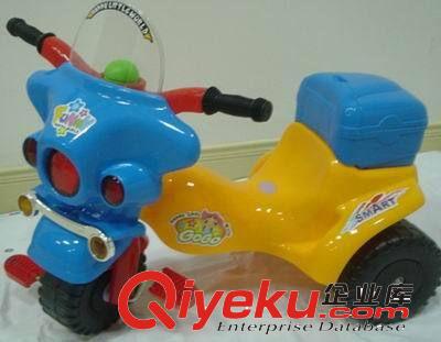 兒童戶外運(yùn)動(dòng)腳踏童車 帶音樂(lè)燈光嬰幼兒玩具車原始圖片3
