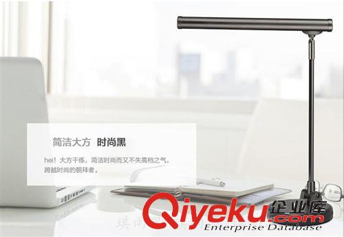 高亮調光LED護眼臺燈  出口觸摸調光學習 USB接口商務辦公臺燈原始圖片2
