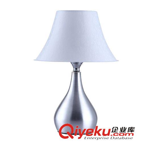 廠家供應(yīng)歐式照明燈具 創(chuàng)意臥室床頭護(hù)眼臺(tái)燈 時(shí)尚復(fù)古家居臺(tái)燈