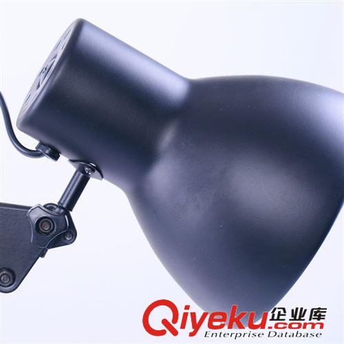 美式長(zhǎng)臂折疊臺(tái)燈 風(fēng)靡全球工作學(xué)習(xí)護(hù)眼閱讀LED工藝夾子床頭燈原始圖片2
