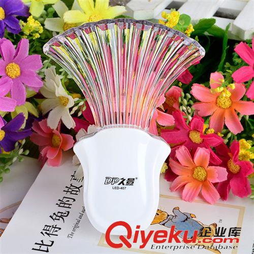 久量卡通小豬小夜燈 智能光控 創(chuàng)意時(shí)尚節(jié)能燈床頭燈睡眠燈哺乳燈