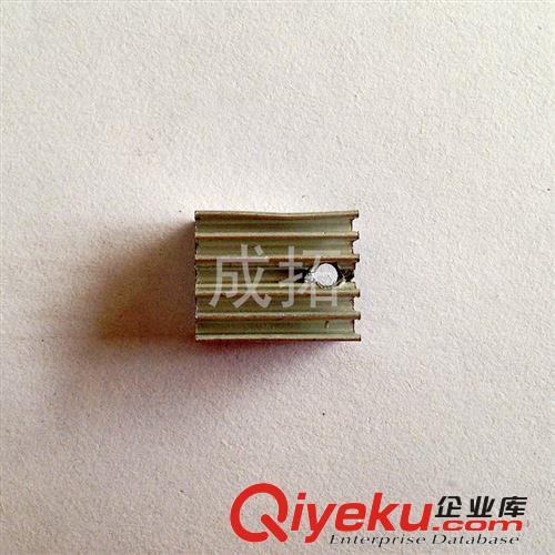廠家直銷 散熱片 長(zhǎng)16X寬13X高10（孔距2.0） 各種尺寸 量大從優(yōu)
