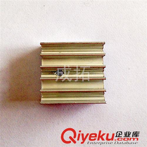 長期供應 優質散熱器 暖氣片長15X寬15X高7（孔距3.0） 量大從優