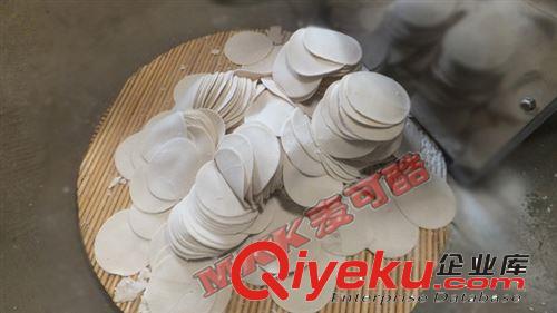 小型餃子皮機(jī)價(jià)格 餃子皮廠家 重信譽(yù)重品質(zhì)V