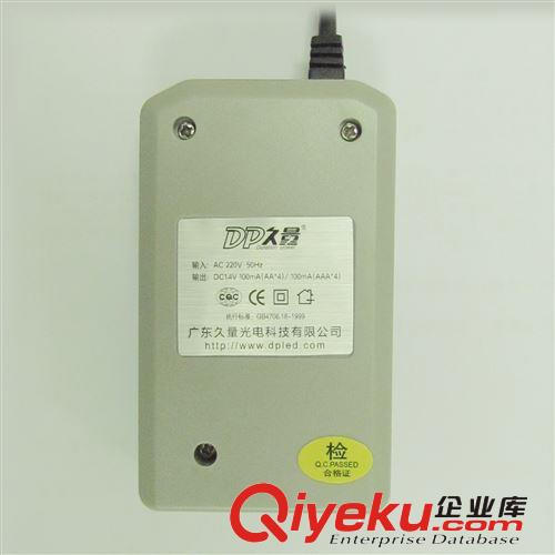 久量1.4V鎳氫鎳鎘充電電池充電器 CD86024四充原始圖片2