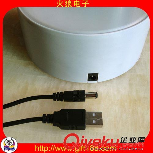 圣誕禮品送什么好？led圣誕樹音樂盒 會唱圣誕歌的充電音樂盒