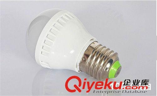 廠家直銷LED球泡燈3W.5W.7W.9W塑料球泡燈\球泡燈