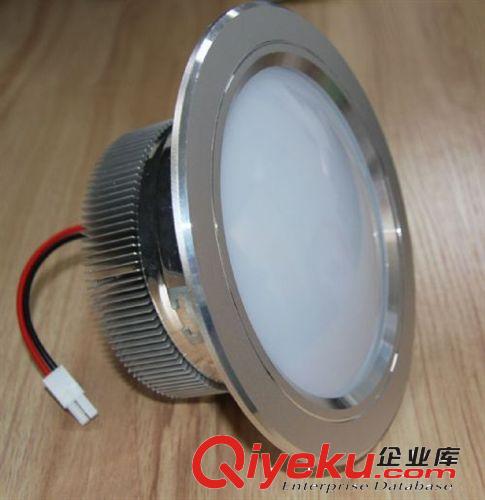 智能雷達波感應雙亮度LED筒燈