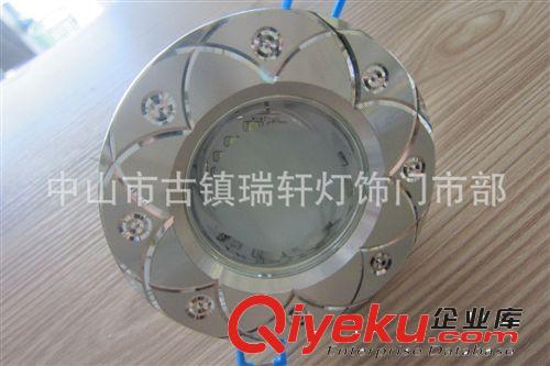 廠家直銷大量提供大功率天花燈 2.5寸高光24珠防霧節(jié)能筒燈