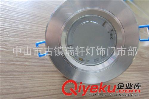 廠家直銷大量提供大功率天花燈 2.5寸高光24珠防霧節(jié)能筒燈