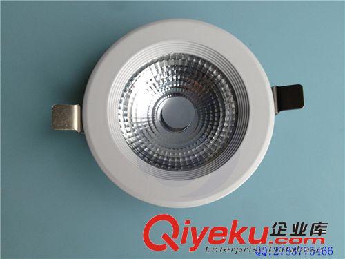 {zx1}爆價(jià)LED壓鑄筒燈外殼 3寸筒燈面環(huán)階梯白色 底杯黑色壓鑄筒燈原始圖片3