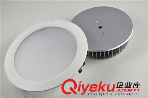 直銷(xiāo)8寸筒燈外殼嵌入式天花筒燈 21/24w天花筒燈防霧 車(chē)鋁筒燈原始圖片3