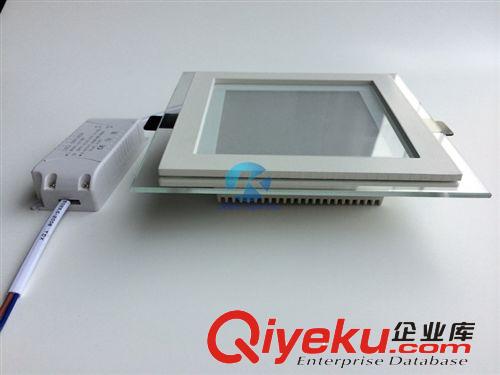 供應大量現貨 {zx1}款LED2.5寸熱銷筒燈外殼 gdLED筒燈配件燈具