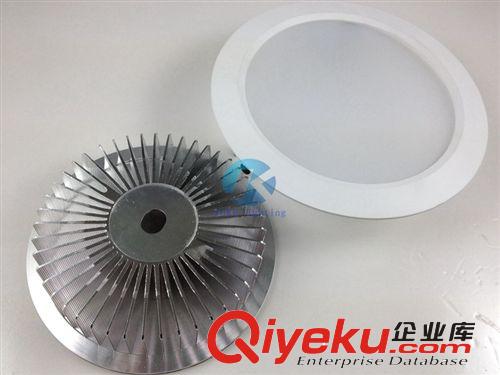 廠家大量熱銷LED車鋁筒燈外殼 聚科專利、高透光 4寸厚料筒燈外殼原始圖片3