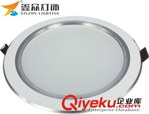 LED3色筒燈