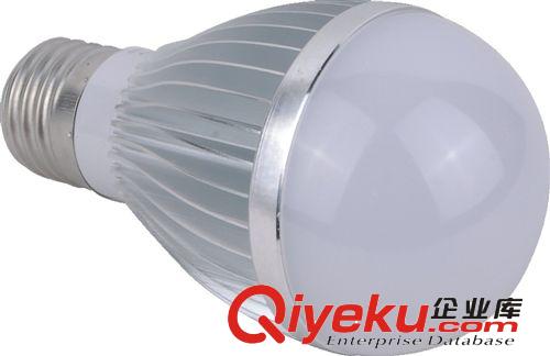 古鎮(zhèn)廠家直銷LED塑件球泡3W5W7W9W12W