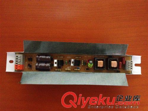 廠家直銷 {gx}電子T5 鎮流器 一拖一  一拖二