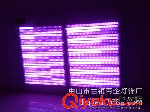 LED護(hù)欄管數(shù)碼管六段護(hù)欄管數(shù)碼管輪廓燈