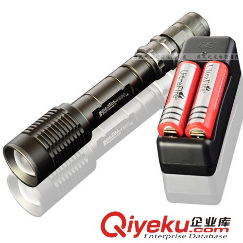 廠家直銷 XML-T6 強光手電筒 變焦 響尾蛇 遠射王