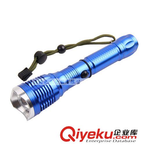 超強(qiáng) 強(qiáng)光手電筒CREE LED遠(yuǎn)射充電變焦 18650 手電筒6016原始圖片2