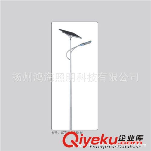 太陽能LED路燈 專業(yè)定做40WLED太陽能路燈 節(jié)能{gx}太陽能LED路燈