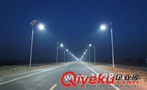 廠價(jià)直銷、來(lái)圖加工道路燈太陽(yáng)能路燈不銹鋼路燈桿庭院景觀路燈原始圖片2