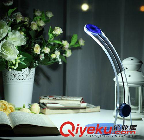 太陽(yáng)能led小臺(tái)燈 超亮室內(nèi)小夜燈 護(hù)眼學(xué)習(xí)亞克利臺(tái)燈原始圖片2