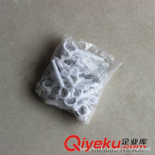 廠家生產批發(fā)管件 三通 彎頭 等系列管件  種類齊全