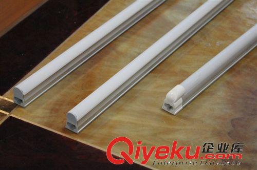 供應(yīng)高品質(zhì)ledT8一體化日光燈管0.9米