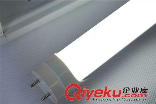供應(yīng)高品質(zhì)LED壓鑄路燈30*1W/LED道路照明燈/led照明路燈