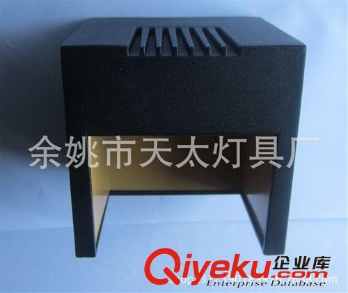 現(xiàn)代鋁壓鑄LED1*1W戶外壁燈 IP54防水壁燈 方形樓梯過道燈原始圖片2