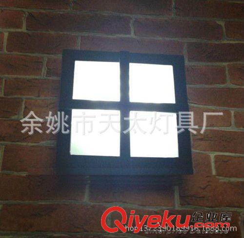 歐式鋁壓鑄IP65戶(hù)外防潮壁燈 現(xiàn)代簡(jiǎn)約格柵燈 GX53臥室浴室燈飾原始圖片2