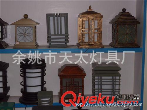 鋁壓鑄柱頭燈 廠家直銷花園柱頭燈 定制圍墻橋梁壁燈柱頭燈