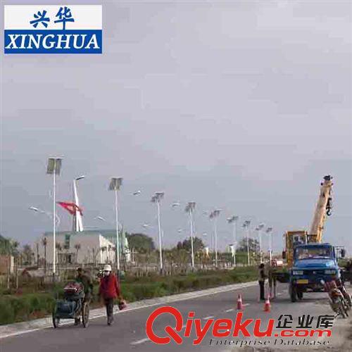廠家生產(chǎn) 太陽(yáng)能風(fēng)光路燈 {gx}太陽(yáng)能路燈