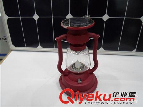 熱銷供應(yīng) 太陽能煤油燈 復(fù)古干電池LED馬燈煤油燈原始圖片3