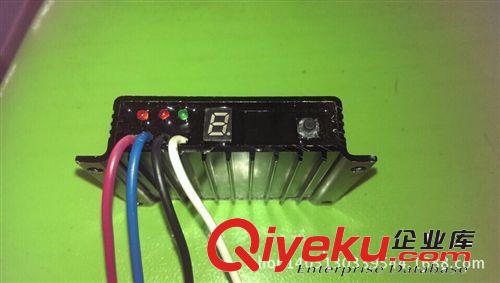 【廠家直銷】 太陽能控制器 12v/24v控制器 太陽能路燈控制器