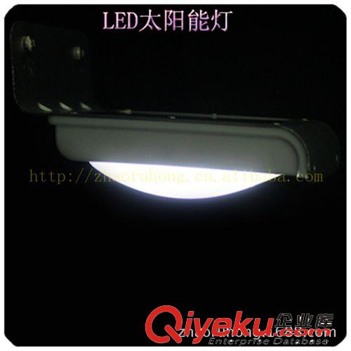 LED太陽能燈、太陽能節(jié)能燈、新款人體感應太陽能、廠家供應